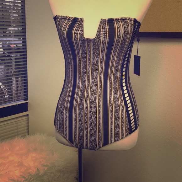 BNWT Acacia Swimwear Africa - Picture 1 of 3